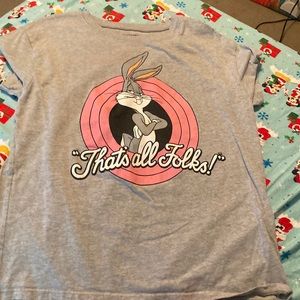 it’s gray with pink bullseye with buggs bunny in the middle